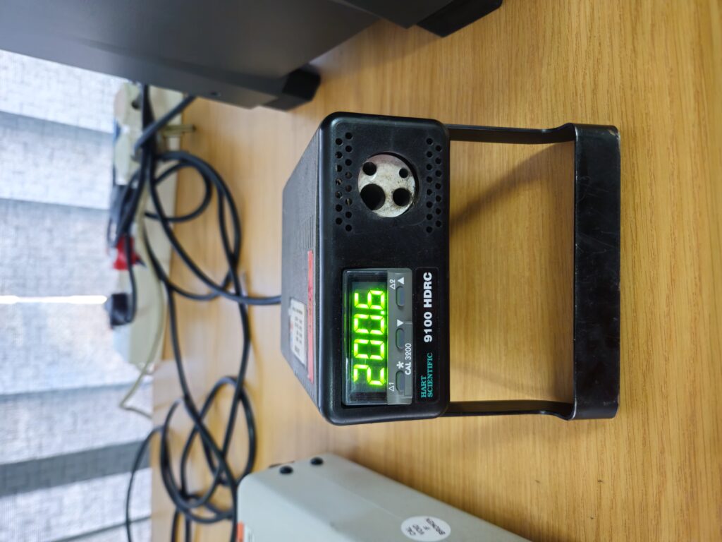 Hart 9100 Probe Calibrator